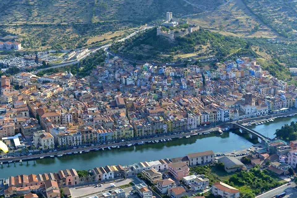 Residenze Da Sogno Διαμέρισμα Bosa 0*,